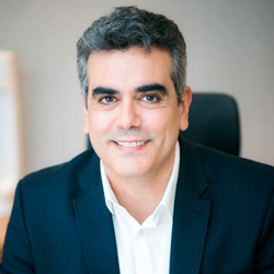 H�LIO MOREIRA JUNIOR