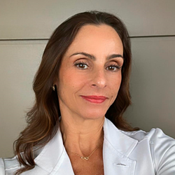 MARCELA TAVARES DA ROCHA LOURES